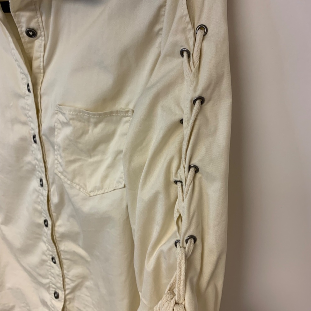 DG2 blouse Womens small  lace up bell shape sleeves fairy boho hippie festival - Picture 3 of 7